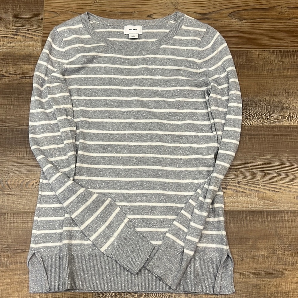 Old navy sweater size xsmall